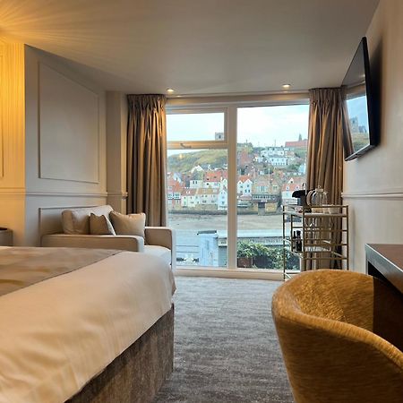 Number 3 Pier Road Suites Whitby Exteriér fotografie